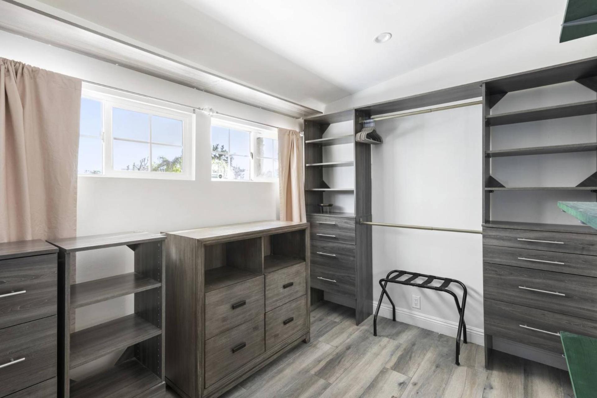 Valley Glen Getaway Holiday home Los Angeles